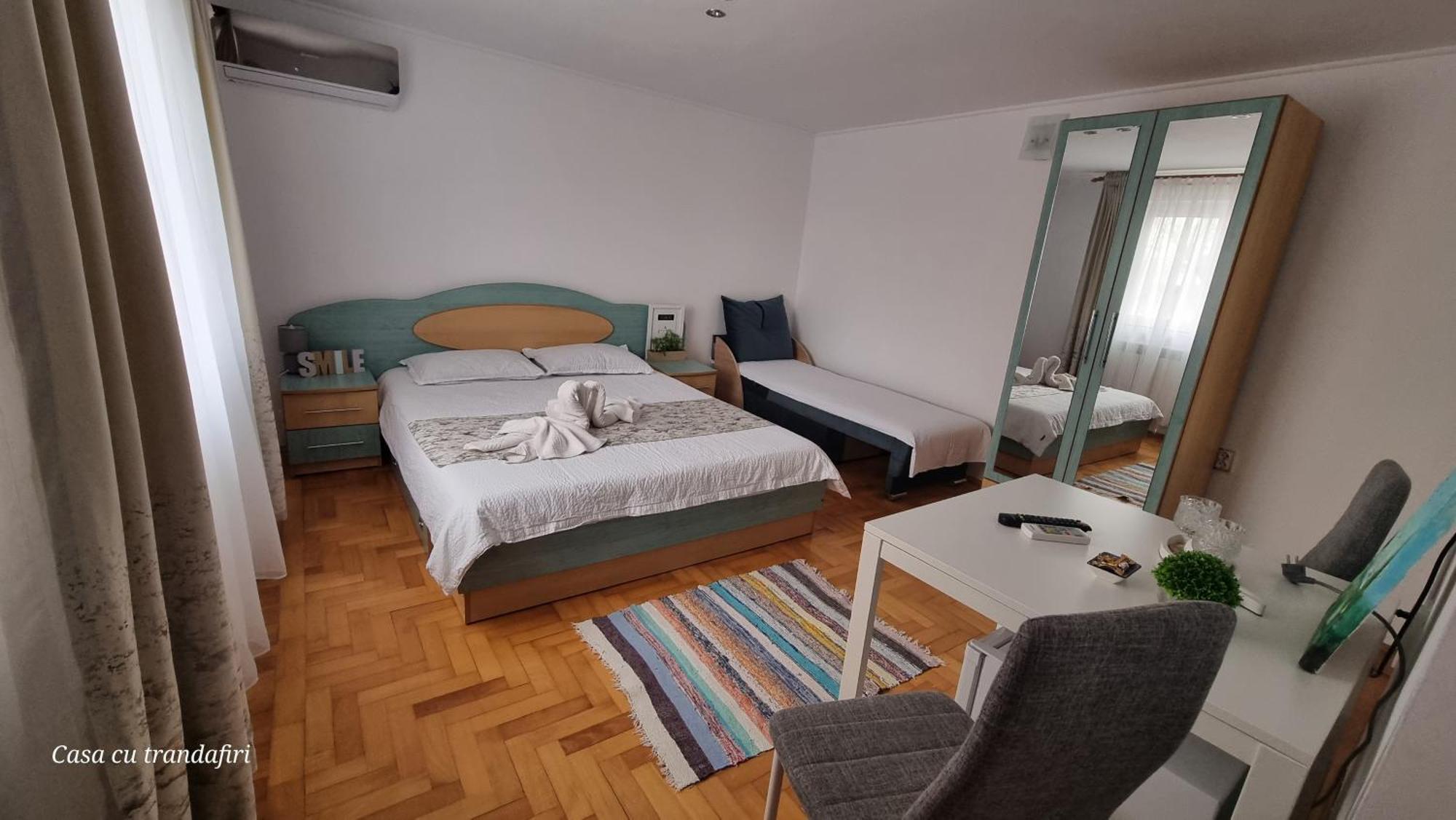 Casa Cu Trandafiri Murighiol Luaran gambar