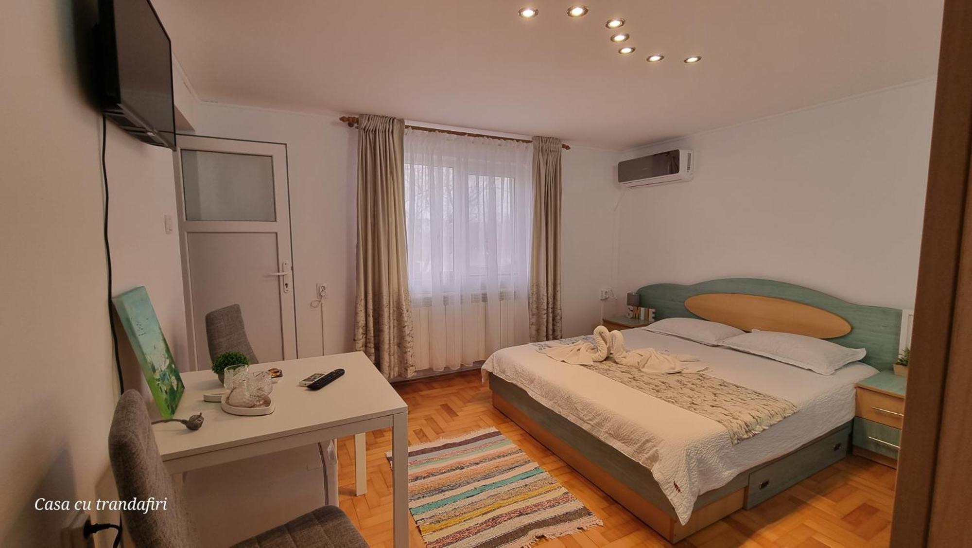 Casa Cu Trandafiri Murighiol Luaran gambar