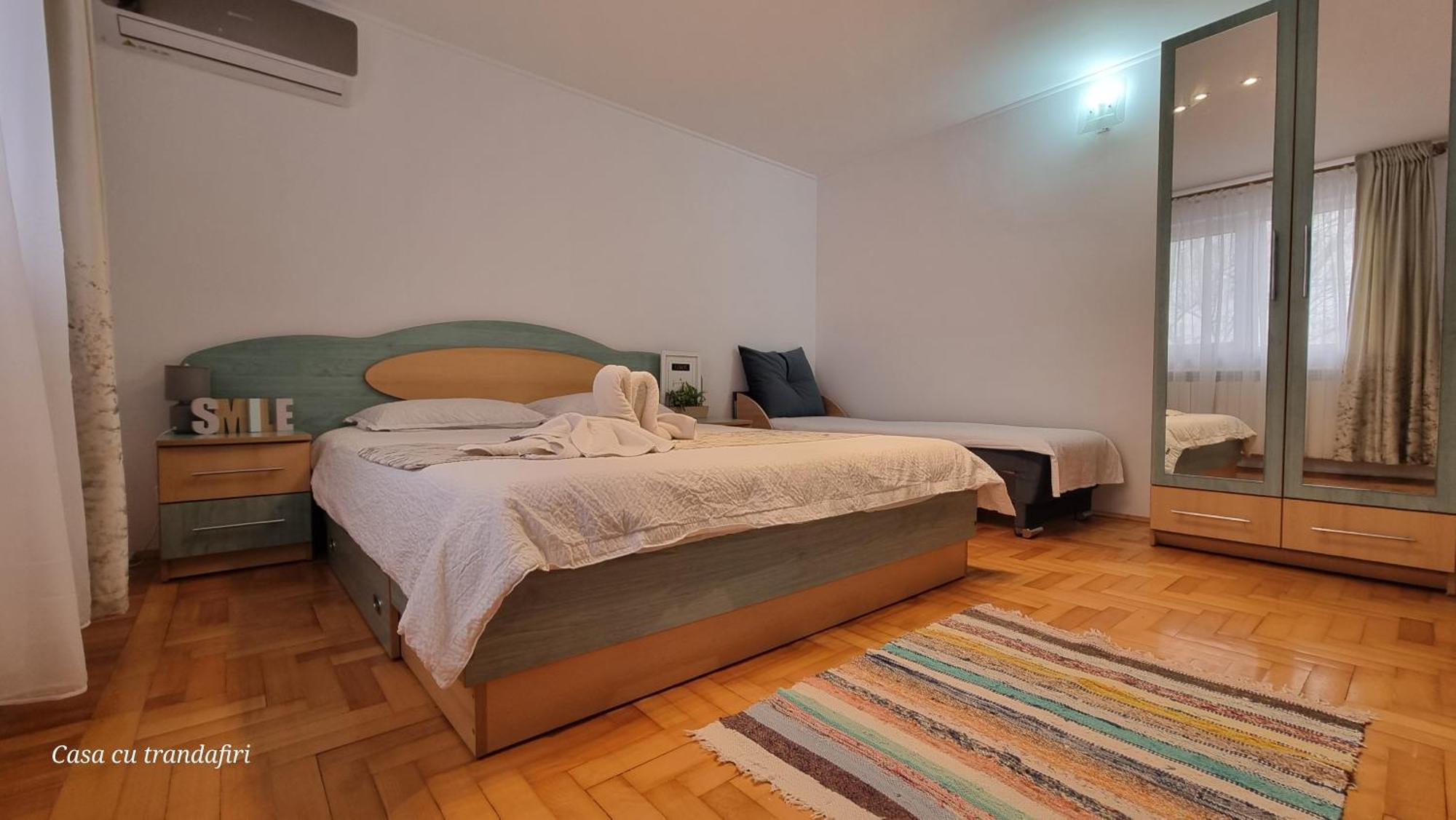 Casa Cu Trandafiri Murighiol Luaran gambar